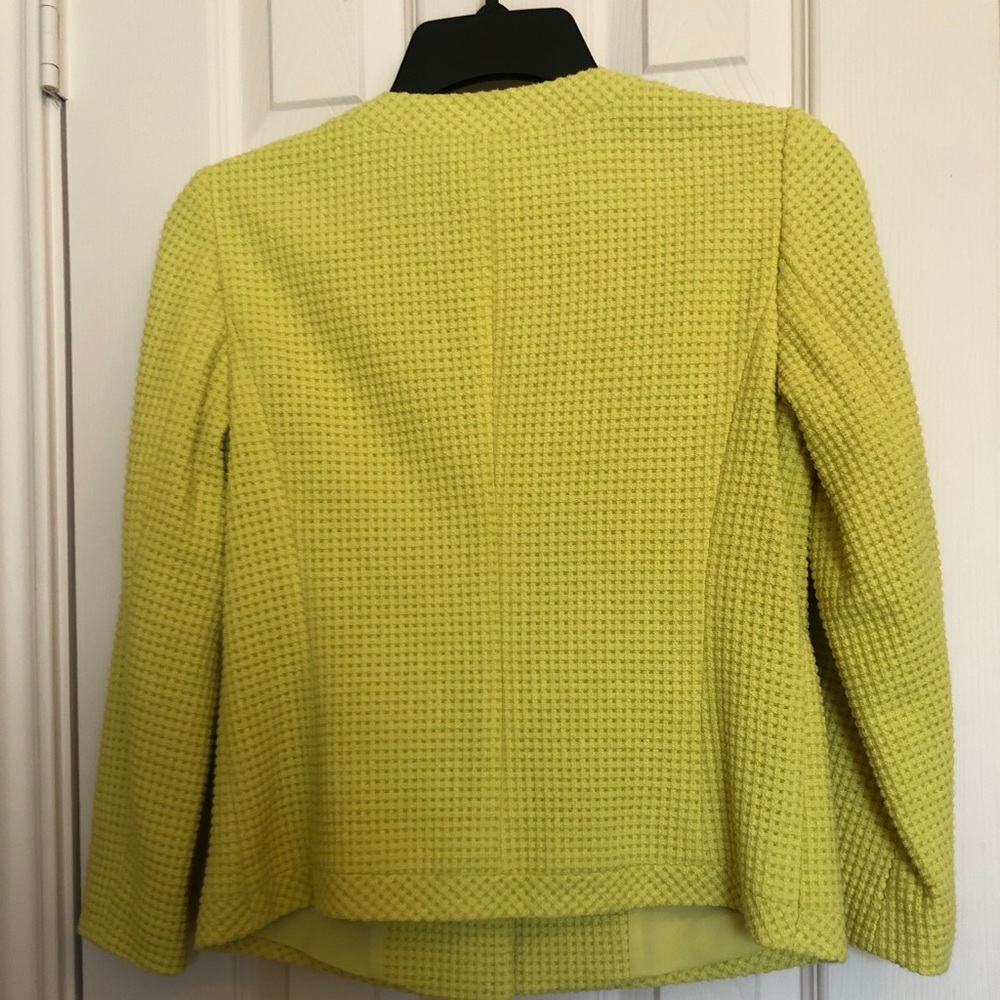 Blazer in good condition only worn 3 times.